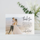 Elegantes, modernes Calligrafy Script-Foto Hochzei Dankeskarte (Stehend Vorderseite)