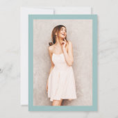 Elegantes, modernes eisblaues Foto Sweet 16 Einladung (Rückseite)