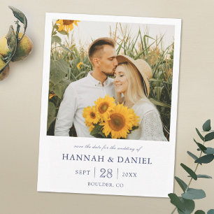 Elegantes, modernes Foto mit blauen Texten Save th Ankündigungspostkarte