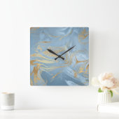 Elegantes modernes Gold und blauer Marmor-Look Quadratische Wanduhr (Zuhause)