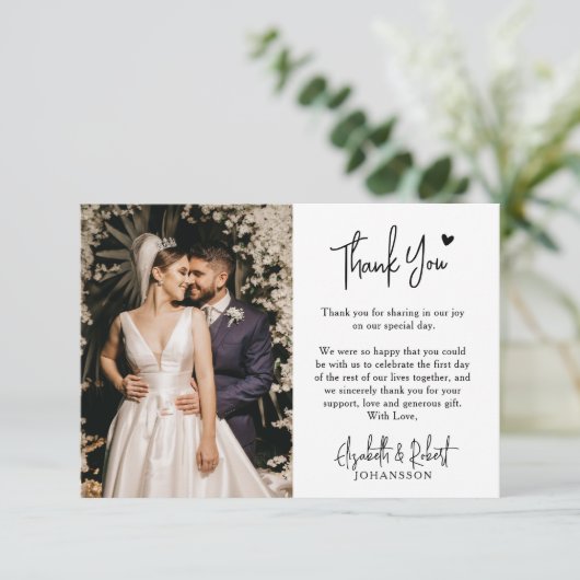 Elegantes modernes Heart Script Foto Wedding Danke (Stehend Vorderseite)