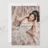 Elegantes modernes Kalligrafie-Foto Quinceanera Einladung (Rückseite)