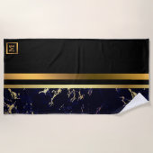 Elegantes, modernes Mit Monogramm Marmorschwarz Strandtuch (Vorderseite)