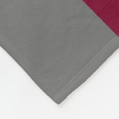 Elegantes, modernes Muster vertikaler Linien Fleecedecke (Ecke)