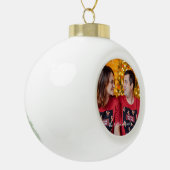 Elegantes modernes New Wed First Christmas Foto Keramik Kugel-Ornament (Links)