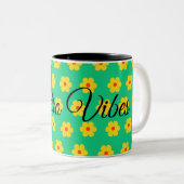 elegantes modernes Retro-Blumenmonogramm Zweifarbige Tasse (VorderseiteRechts)