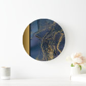 Elegantes, modernes schicke Navy Blue Gold Marmorm Große Wanduhr (Zuhause)