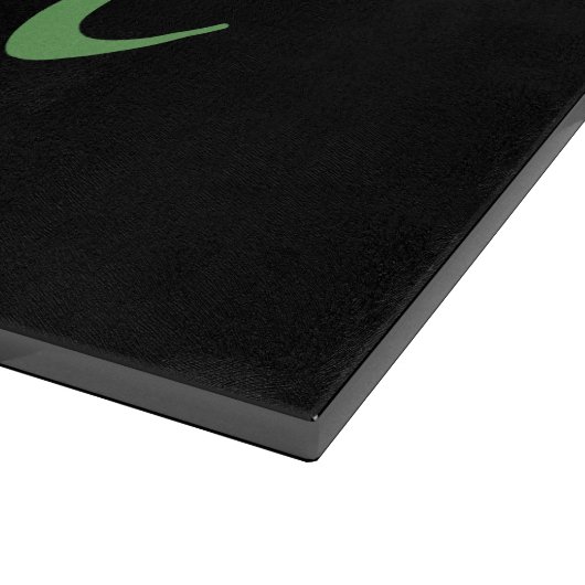 Elegantes, modernes Schwarz-Grün-Script-Monogramm Schneidebrett (Ecke)