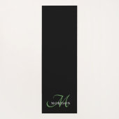 Elegantes, modernes Schwarz-Grün-Script-Monogramm Yogamatte (Rückseite)