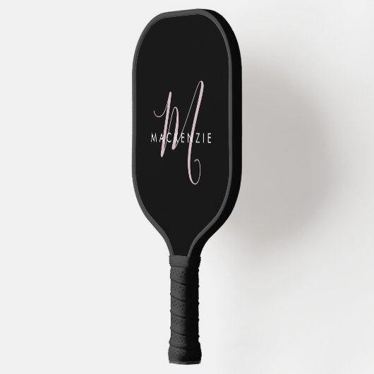 Elegantes, modernes Schwarz-Rosa-Script-Monogramm Pickleball Schläger (Links)