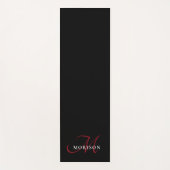 Elegantes, modernes Schwarzes Script Monogram Yogamatte (Vorderseite)