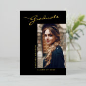 Elegantes modernes Script-Foto | Grad-Ankündigung Folieneinladung (Stehend vorne)