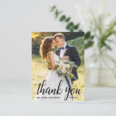 Elegantes modernes Script Wedding Foto Vielen Dank Postkarte (Stehend Vorderseite)