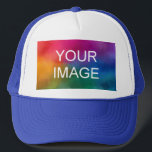 Elegantes modernes Template weiß und Royal blau Truckerkappe<br><div class="desc">White and Royal Blue Elegant Moderne Vorlage Erstellen Sie Ihre eigene Upload Image Logo Foto Trucker Hut.</div>