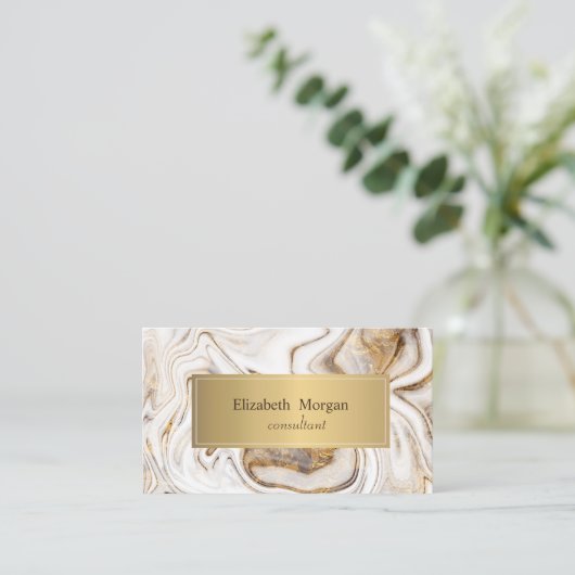 Elegantes, modernes weißes Marmor Gold Visitenkarte (Stehend Vorderseite)