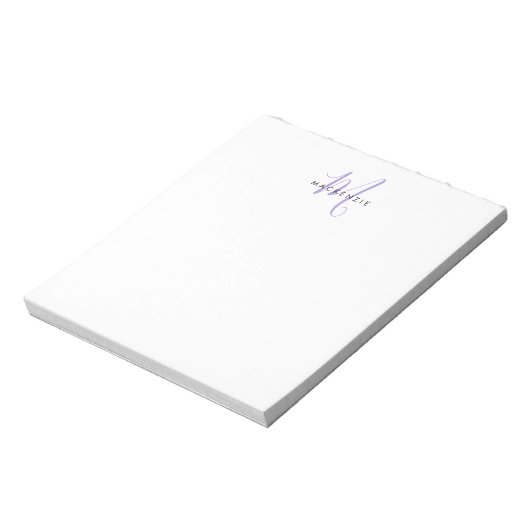 Elegantes, modernes White Lavender Script Monogram Notizblock (Rotiert)