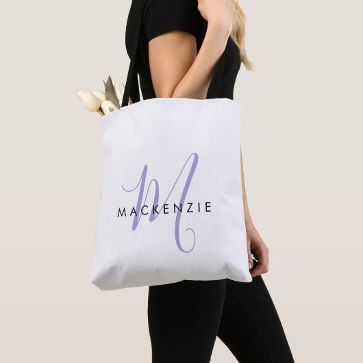 Elegantes, modernes White Lavender Script Monogram Tasche (Von Nahem)