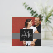 Elegantes Monogram Couple Foto Hochzeit Einladung (Stehend Vorderseite)