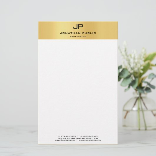 Elegantes Monogram Gold White Template Moderne Briefpapier (Stehend Vorderseite)