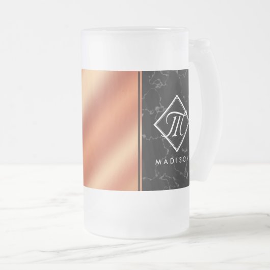 Elegantes Monogramm aus schwarzem Marmor und Bronz Mattglas Bierglas (VorderseiteRechts)