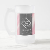 Elegantes Monogramm aus schwarzem Marmor und rosa Mattglas Bierglas (Links)