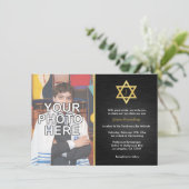 Elegantes Monogramm Bar Mitzvah mit Foto Einladung (Stehend Vorderseite)