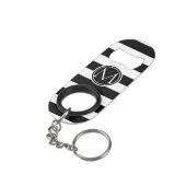 Elegantes Monogramm gestreift Schlüsselanhängerflaschenöffner (Rückseite Schrägansicht)