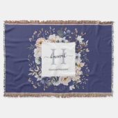Elegantes Monogramm Hübsche Beige Blaue Blumen Flo Decke (Vorderseite)