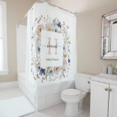 Elegantes Monogramm Hübsche Beige Blaue Blumen Flo Duschvorhang (Beispiel)
