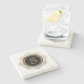 Elegantes Monogramm-Initiale| Chic-Gold mit Steinuntersetzer (Seitenansicht)