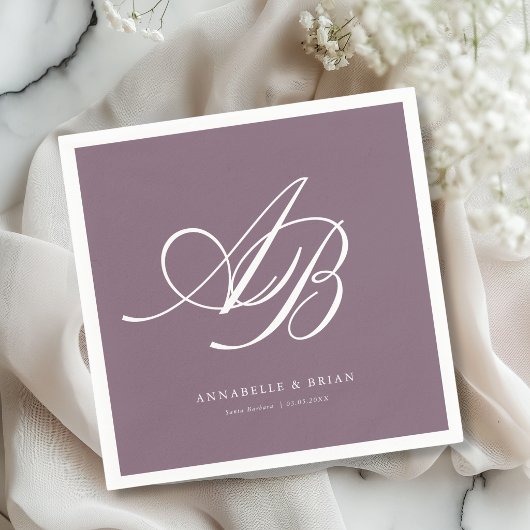 Elegantes Monogramm Pflaumenhochzeit  Serviette