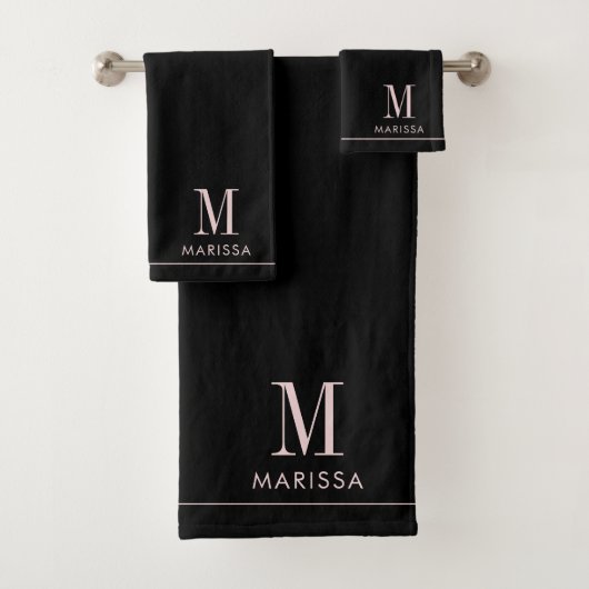 Elegantes Monogramm Rosa Rosa Name Schwarz Badhandtuch Set (Insitu)