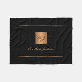 Elegantes Monogramm Schwarzes Gold-Namensschild mo Fleecedecke (Vorderseite (Horizontal))