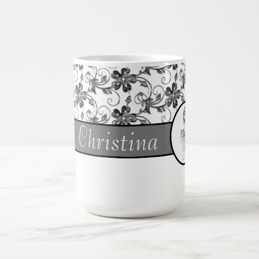 Elegantes Monogramm- und Blumenmuster Kaffeetasse (Mittel)