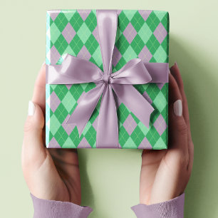 Elegantes Muster Lila und grüner Raute Geschenkpapier
