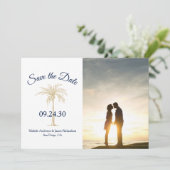 Elegantes Navy Blue Gold Palm Tree Wedding Foto Save The Date (Stehend Vorderseite)