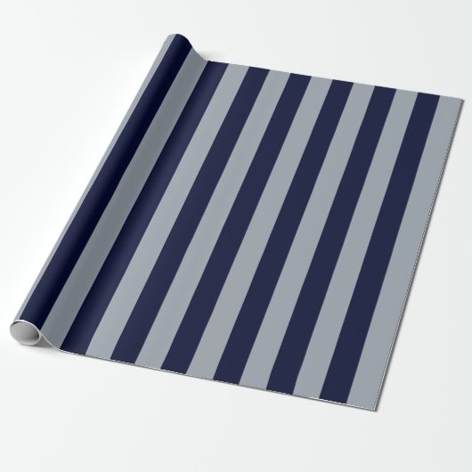 Elegantes Navy Blue Light Blue Striping Muster Geschenkpapier (Ungerollt)