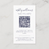 Elegantes Navy Blue Monogram QR Code Floral Wappen Visitenkarte (Rückseite)