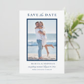 Elegantes Navy Blue Wedding Foto Save The Date (Stehend Vorderseite)
