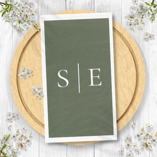 Elegantes Olive Green Monogramm Minimalistisch Serviette