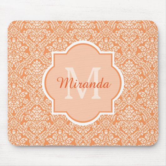 Elegantes Orange Damask Muster Monogramm und Name Mousepad (Vorne)