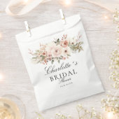 Elegantes pastellfarbenes Blume Bouquet Brautparty Geschenktütchen (Ausgeschnitten)