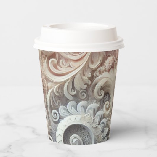 Elegantes, pastellfarbenes Spitzenmuster Pappbecher (Rückseite)