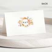 Elegantes Peach and Cream mit Monogram Wedding Platzkarte