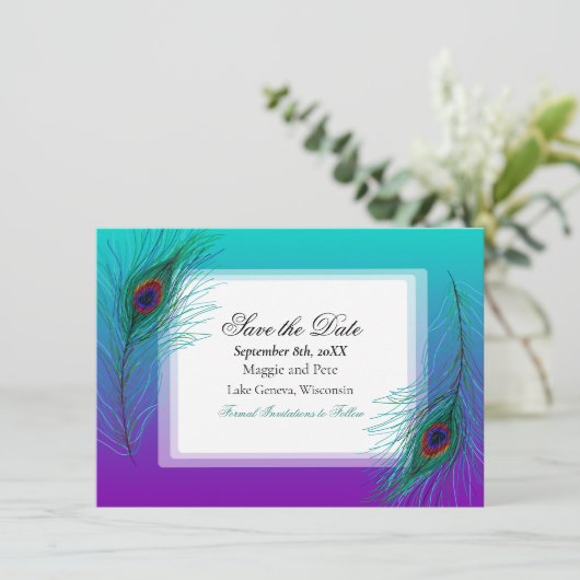 Elegantes Pfauen Feather Elegant Save the Date Einladung (Stehend Vorderseite)