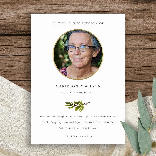 Elegantes Pine Branch Fauna Foto Beileid Memorial Dankeskarte