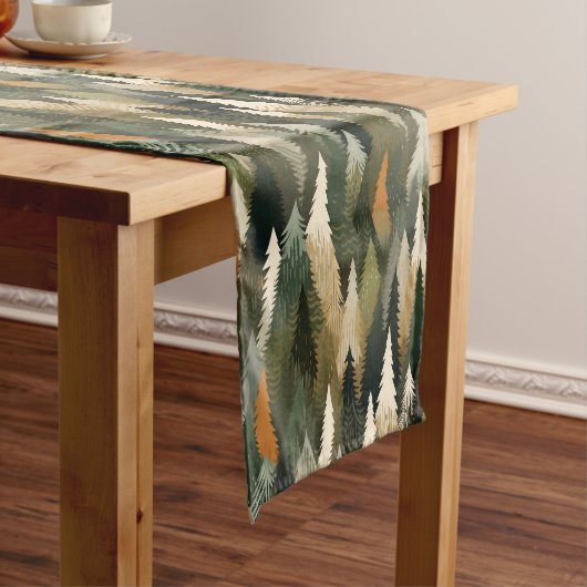 Elegantes Pine Tree Muster | Rustikaler Wald Kurzer Tischläufer (Beispiel)