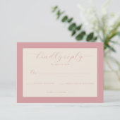 Elegantes Pink Minimalist RSVP Karte (Stehend Vorderseite)