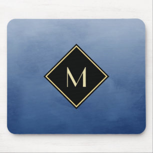 Elegantes Pinselblau mit einfachem Goldmonogramm Mousepad