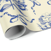 Elegantes Preppy Blue Toile Hydrangea Bow Muster Geschenkpapier (Rolleneckpunkt)